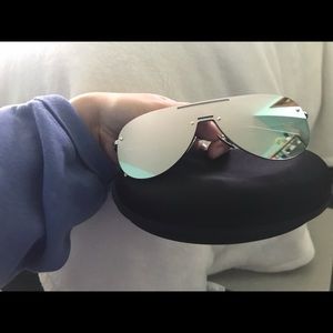 Mirrored aviators like new!